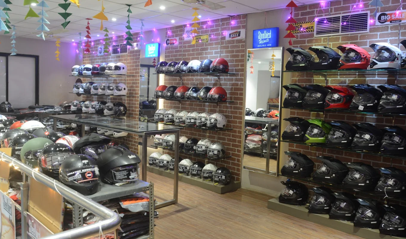 Helmet section